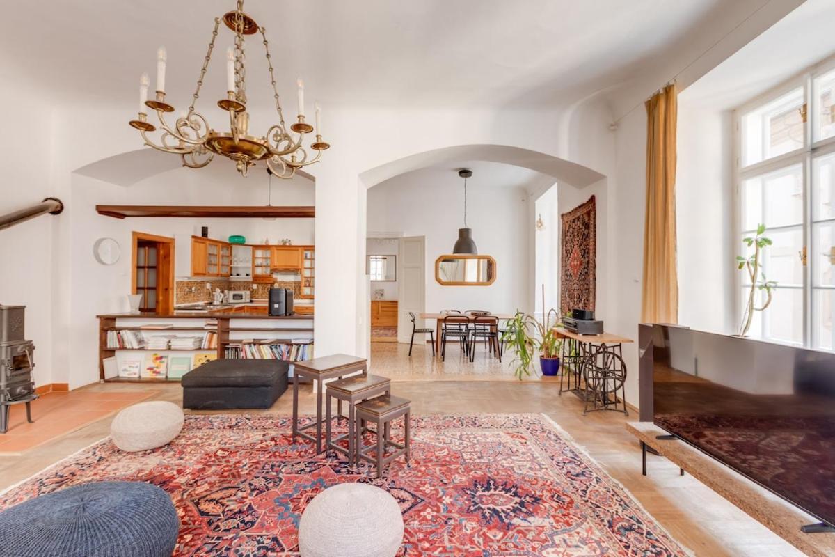 Old Town Magical Comfy 2bdr Historic House Prague