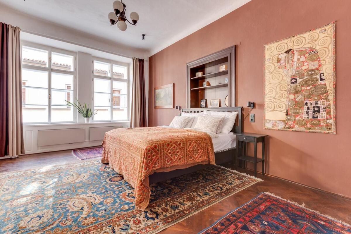 Old Town Magical Comfy 2bdr Historic House Apartment
