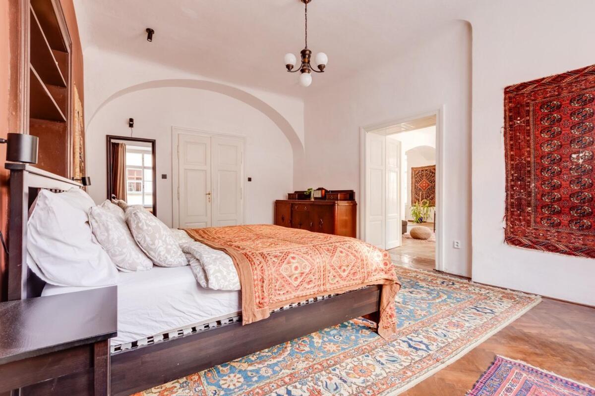 Old Town Magical Comfy 2bdr Historic House Prague