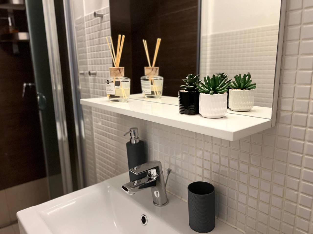 Lovely Havanska - With Free Parking Apartamento Praga