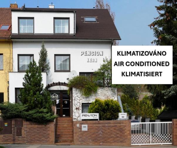 Kern Guest house