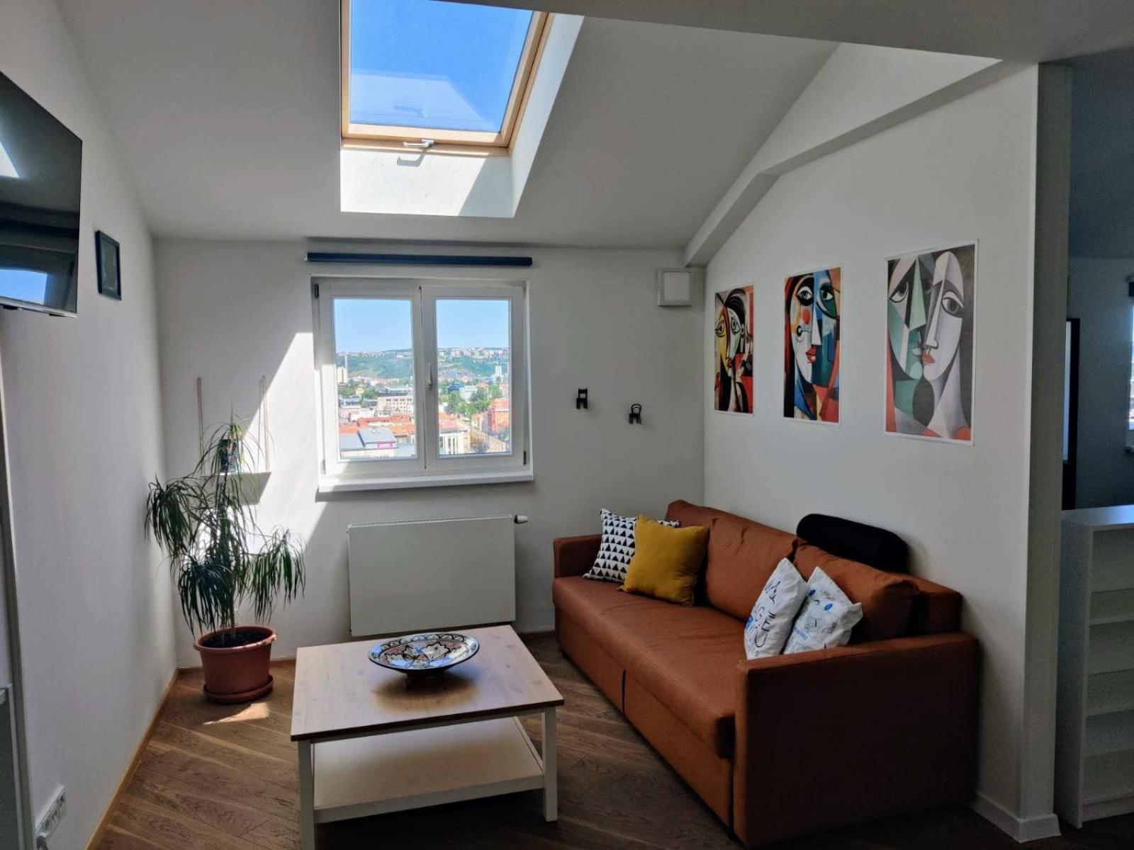 Rehorova By Pragueforyou Apartment Prague