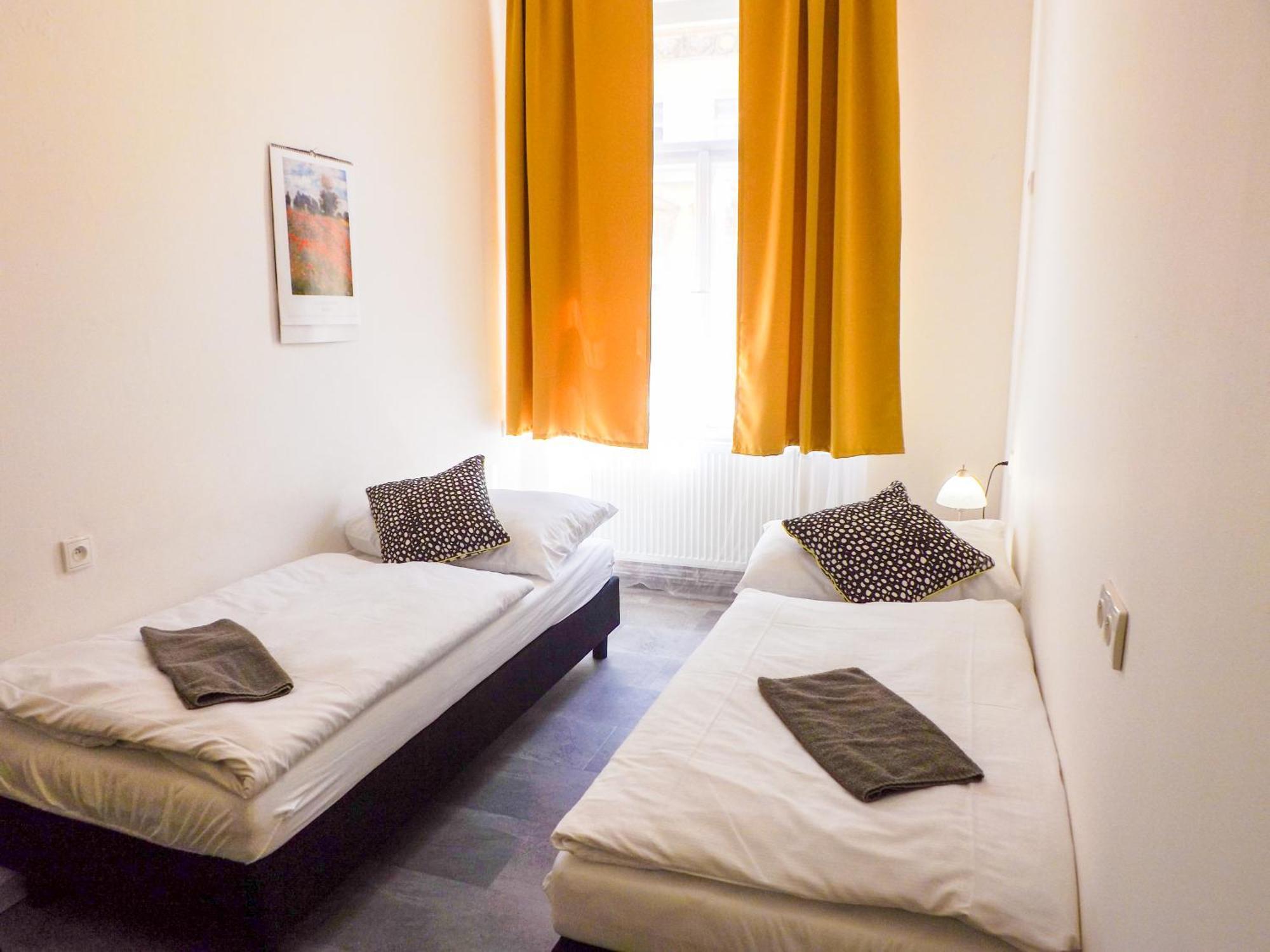 Cool On Letna D1 Homestay Prague