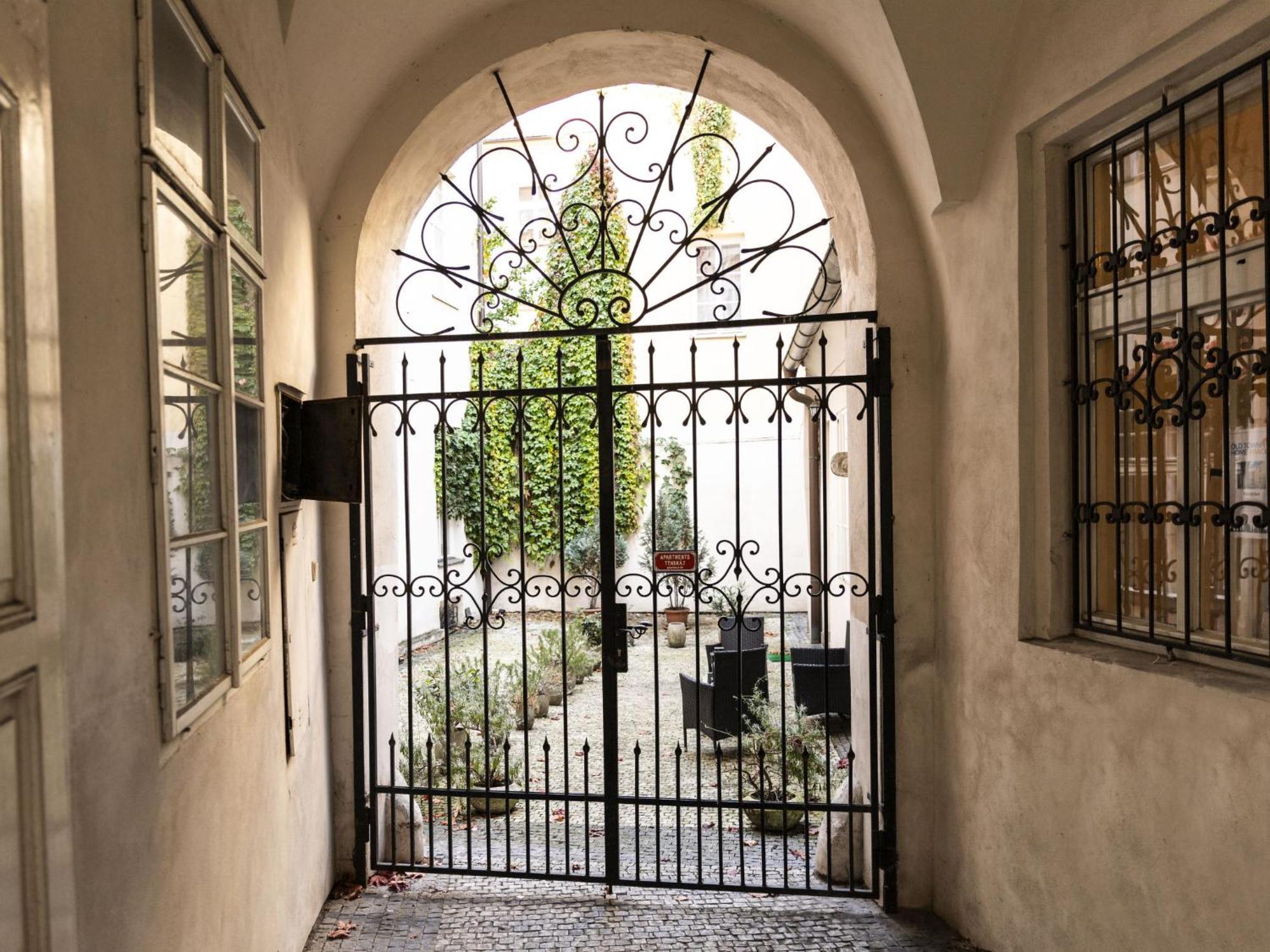 Old Town Home-7 By Interhome * Prag