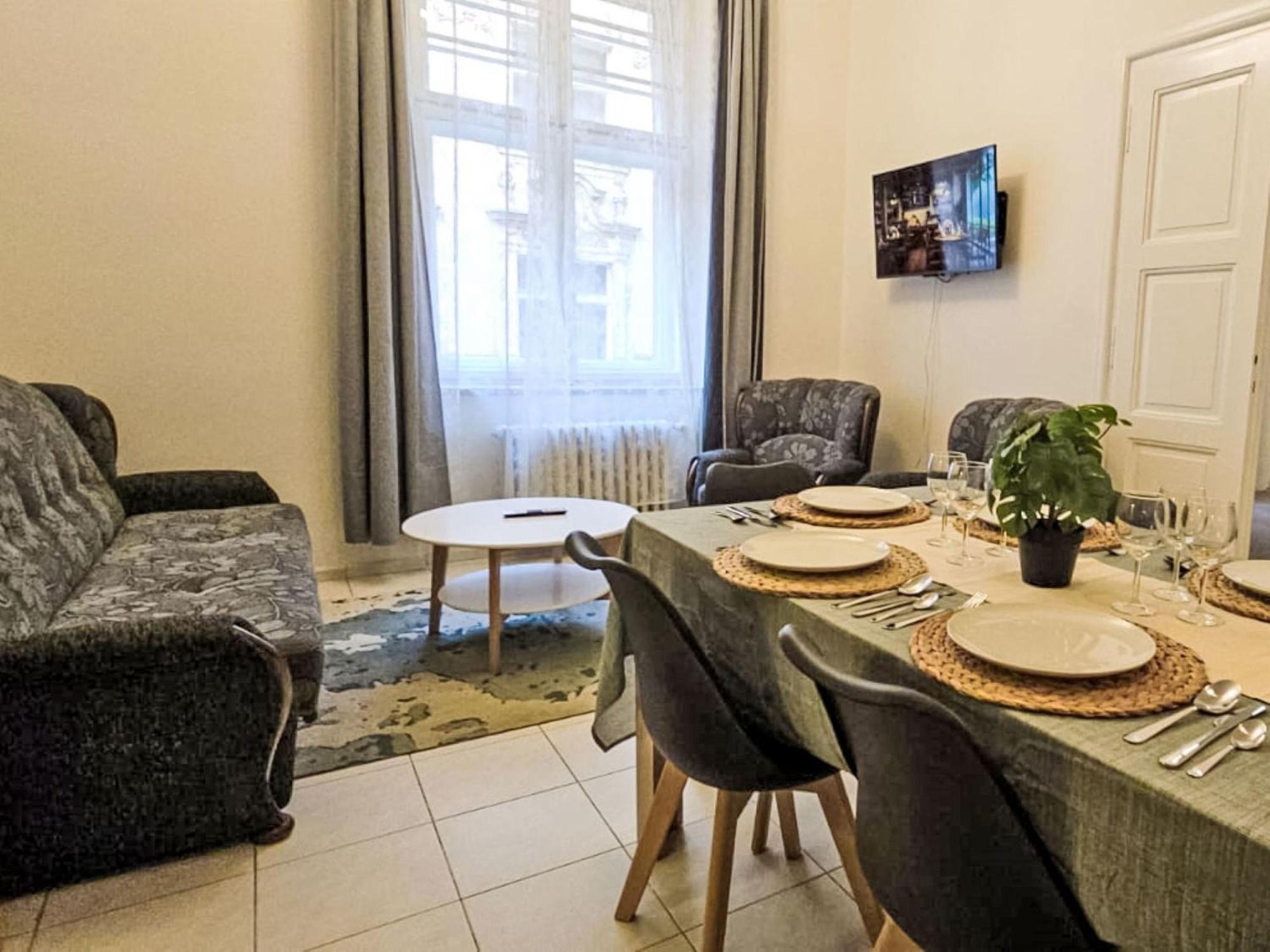 Old Town Home-7 By Interhome