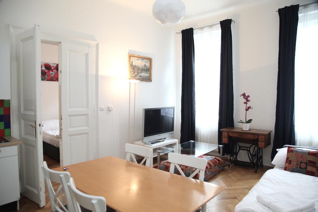 Charming Flats In Vinohrady | Praguestars Apartment Prague