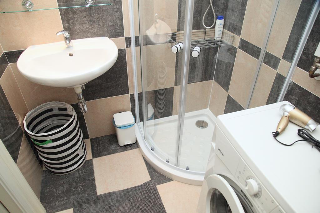 Charming Flats In Vinohrady | Praguestars Apartment *