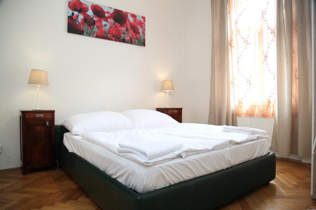 Apartment Charming Flats In Vinohrady | Praguestars *