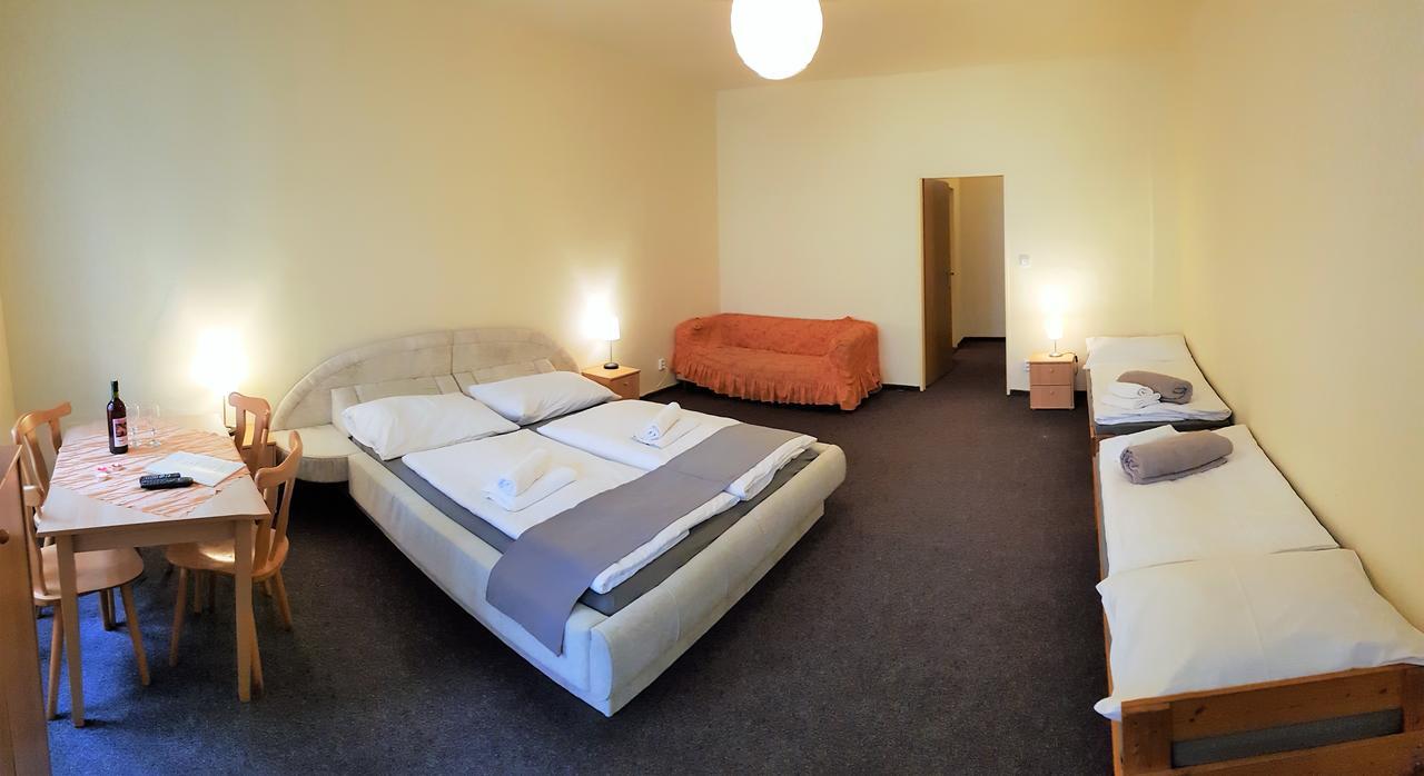 Hotel U Dvou Zlatych Klicu