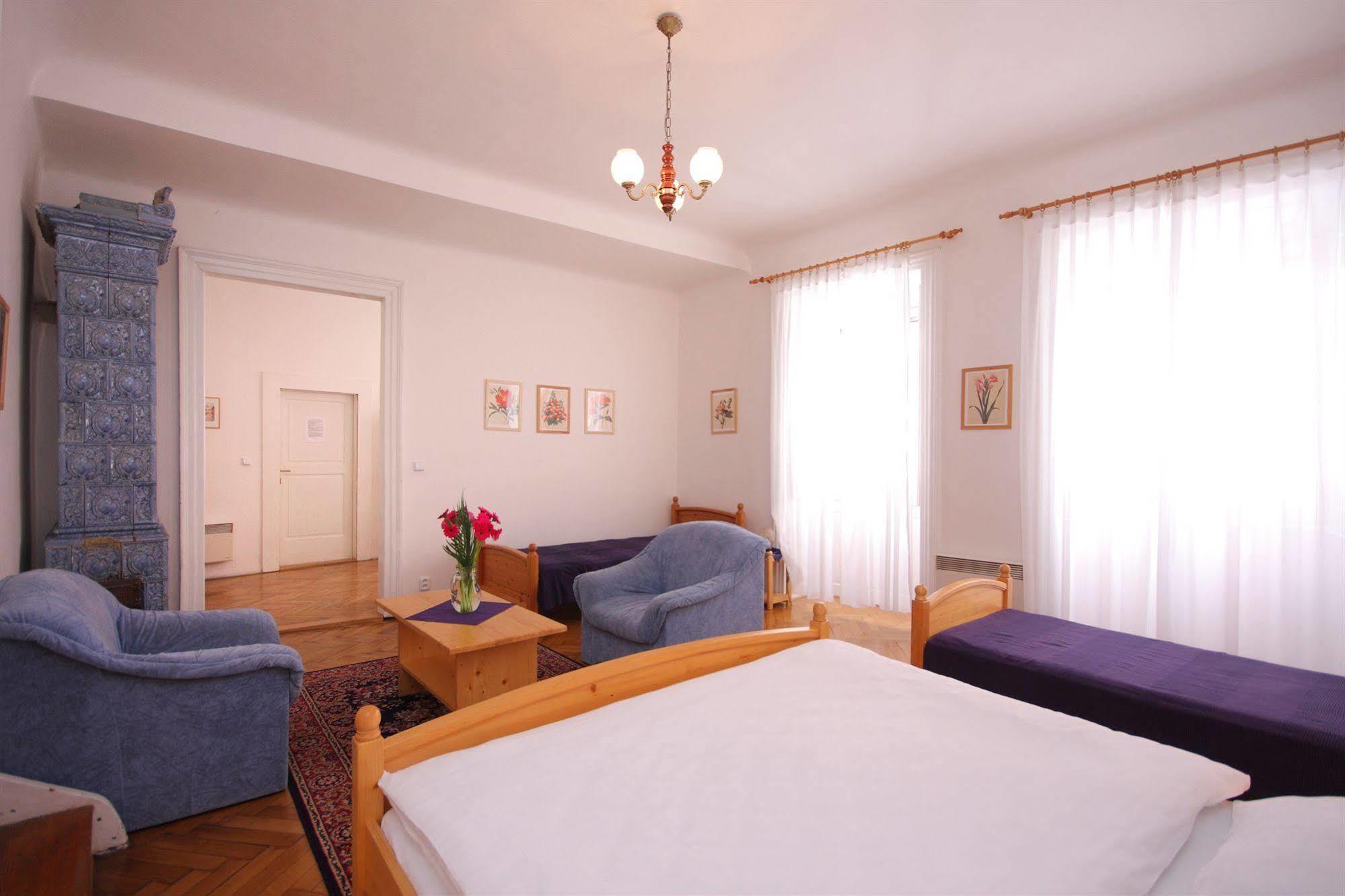 Hotel The Green Garland Prague