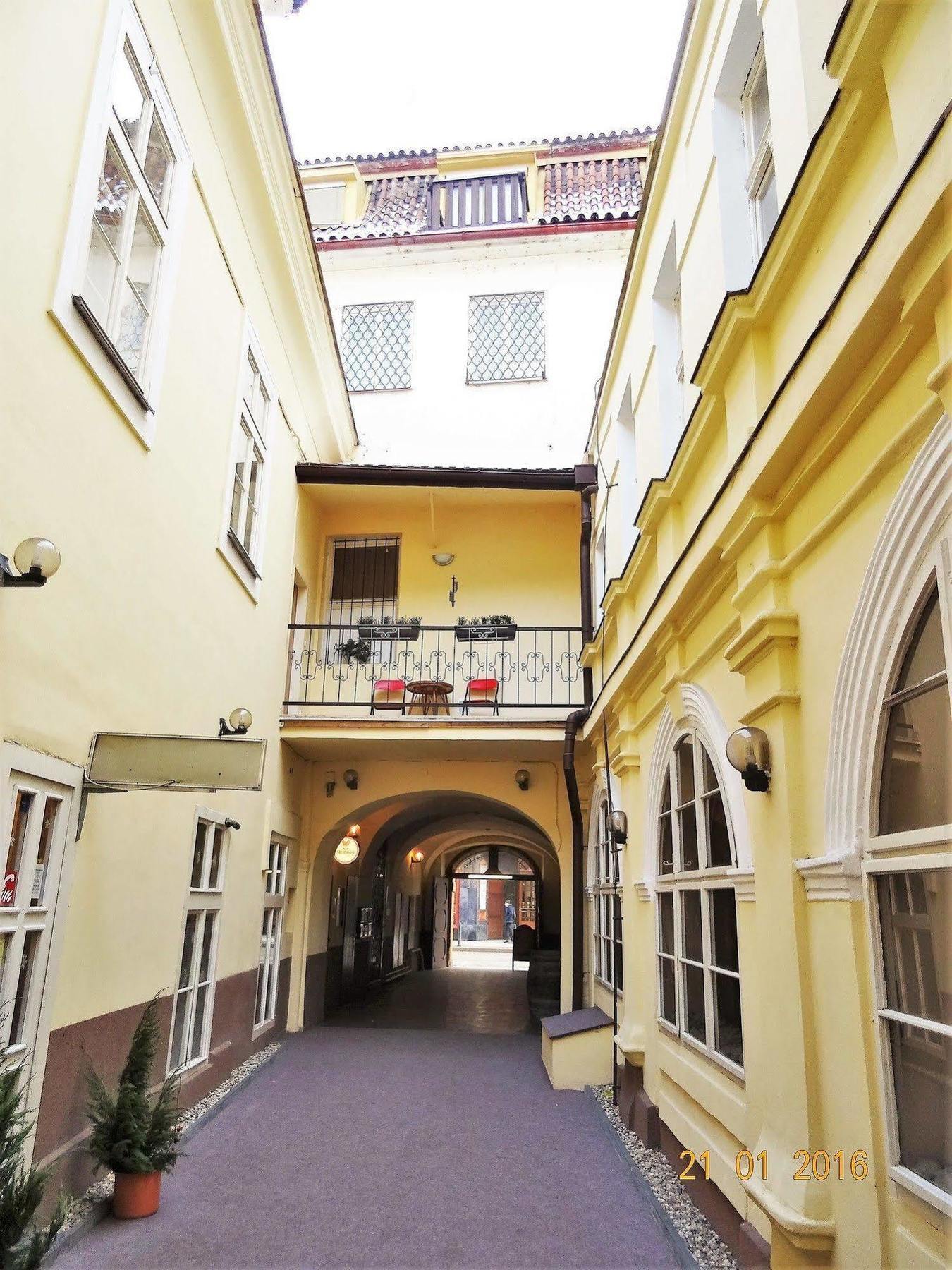 U Dvou Zlatych Klicu Hotel 3*