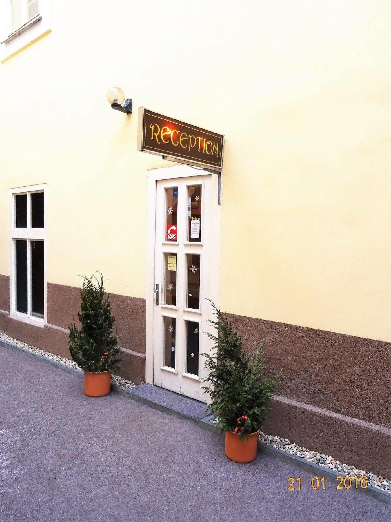 U Dvou Zlatych Klicu Hotel