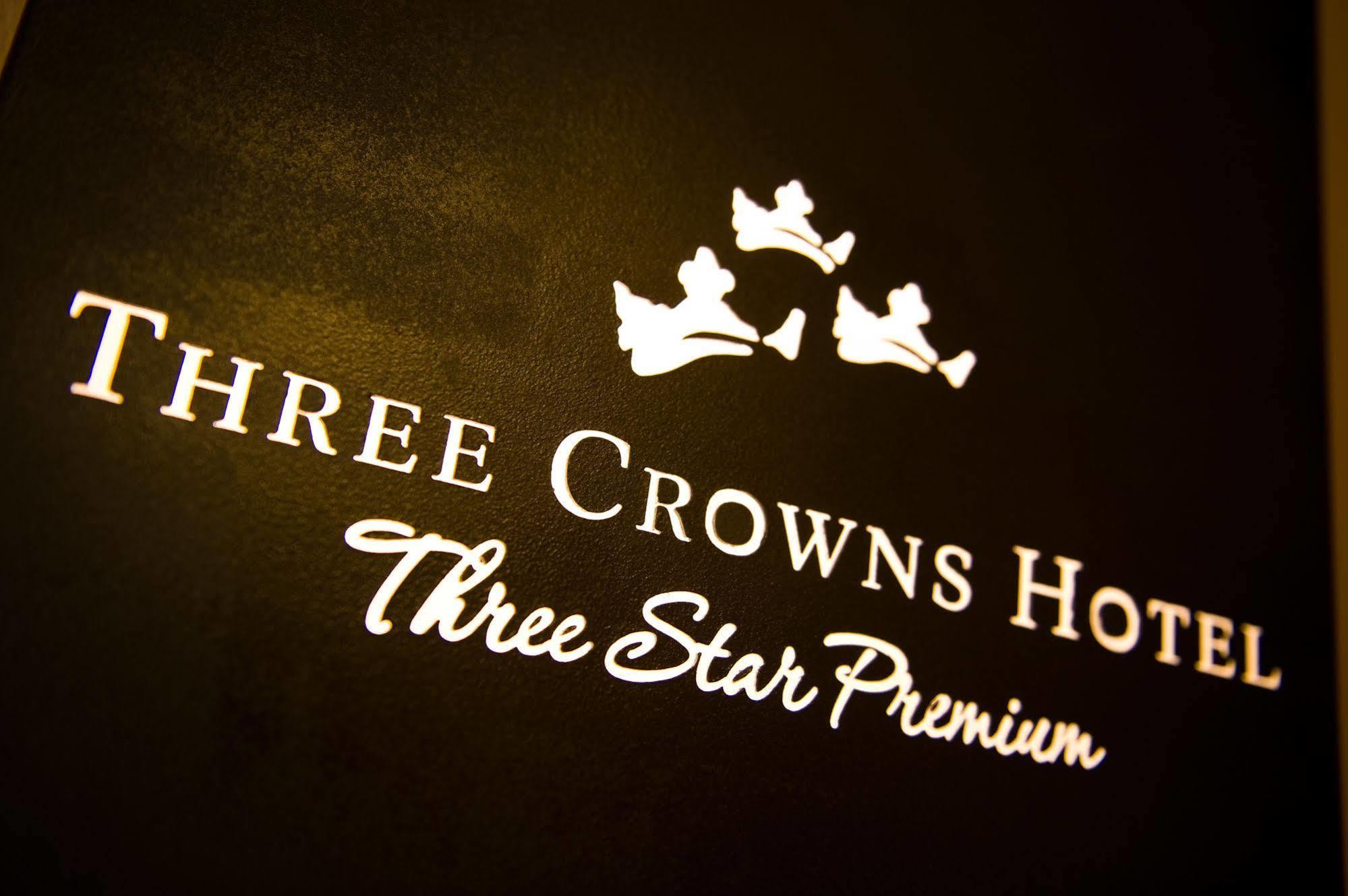 Hotel Three Crowns