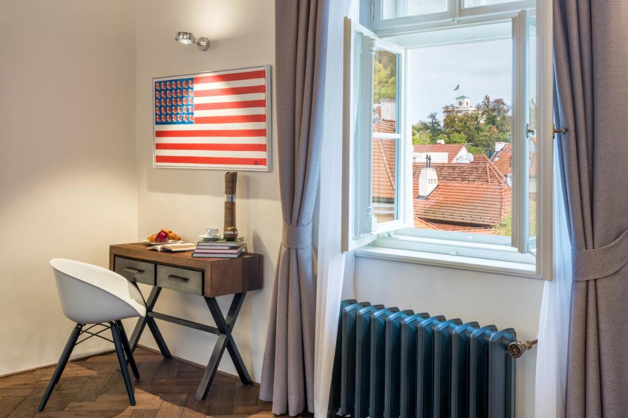 Apart Otel Mooo By The Castle Prag