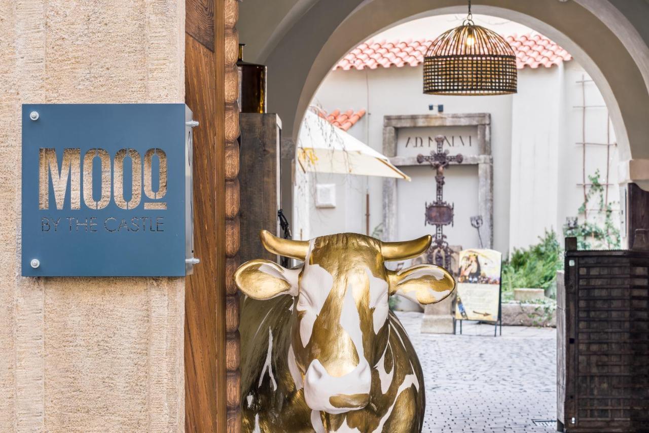 Mooo By The Castle Apart Otel 4*