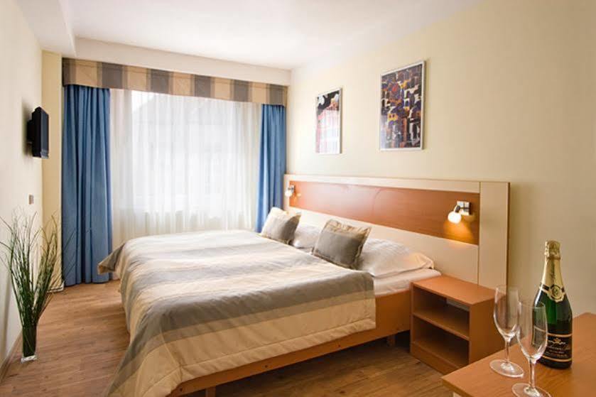 Aida 4* Prague