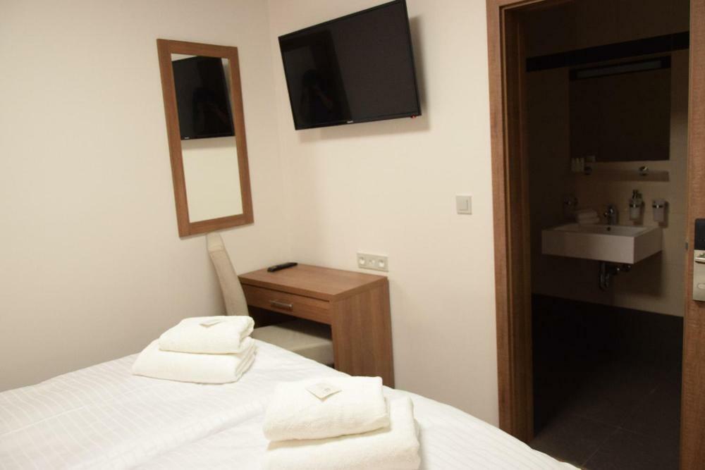 Hotel Star 4*
