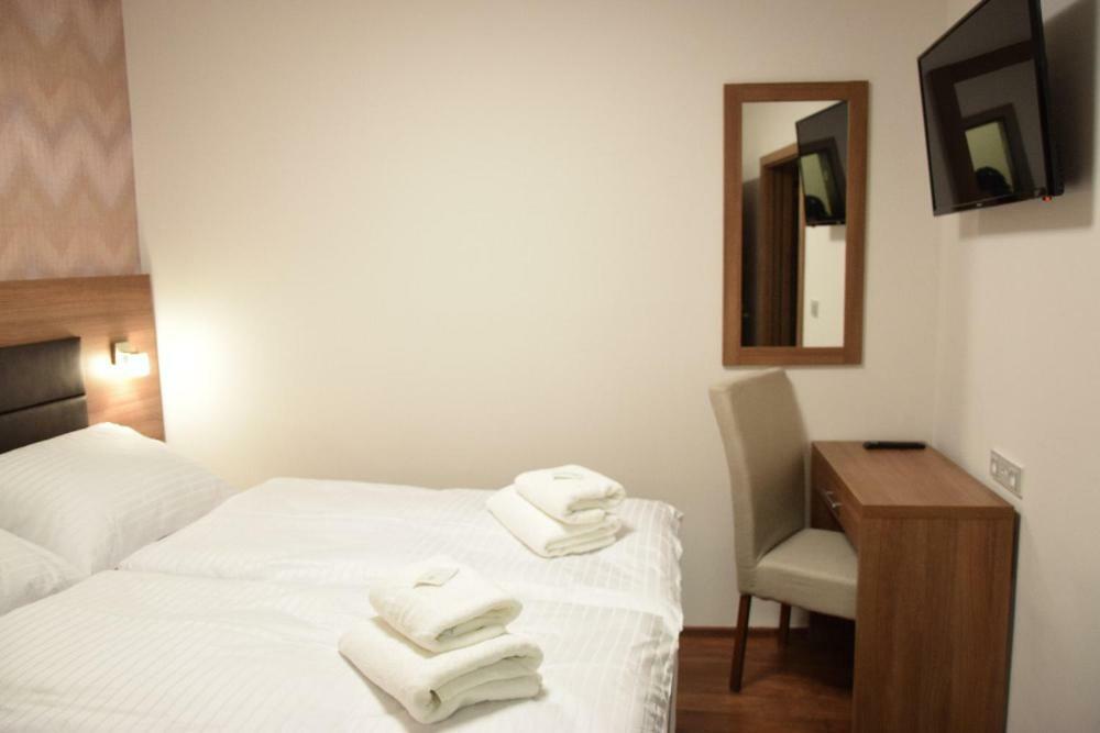 Hotel Star