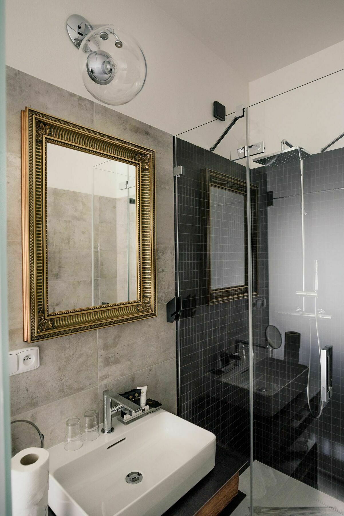 Apart Otel Mooo By The Castle Prag