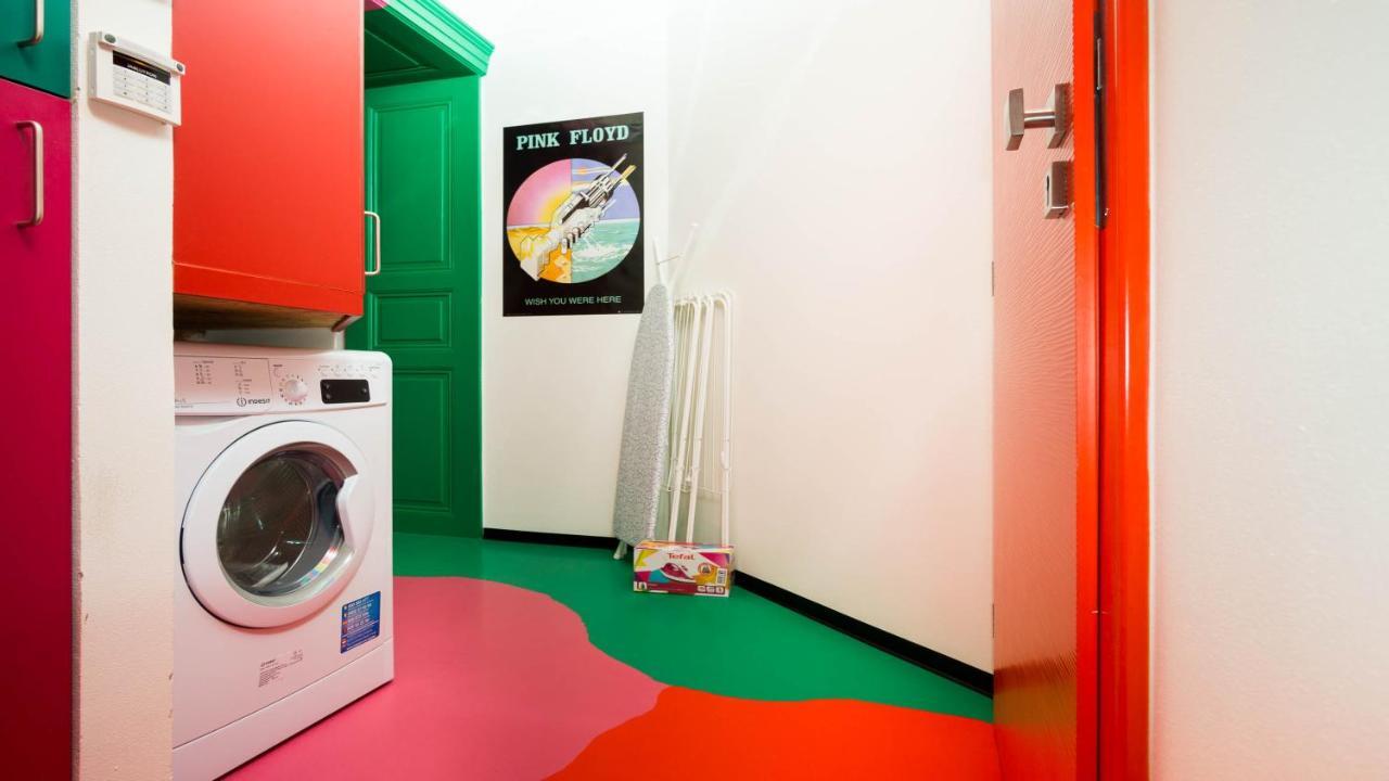Apartment Colours - Your 7 Colour Experience In Centre Of