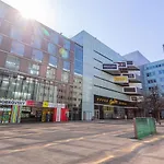 Business Studio Andel, 10min Centre, NETFLIX, Paid Parking
