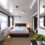 Botel Vodnik