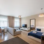 New Luxury Apt With Ac&Parking In The Center Of Prague