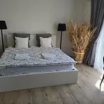 Airport Rooms