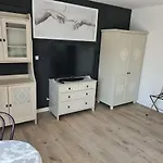 Airport Rooms
