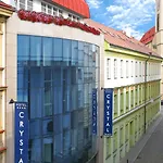 Ea Hotel Crystal Palace