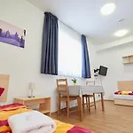 University Hotel