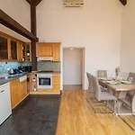 Free Parking- Cozy Apartment In Historical Building Center Prague