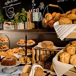 Motel One Prague-Florentinum