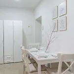 Unique Apartment By Wenceslas Square