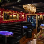 Hotel U Zlateho Stromu