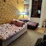 Vysehrad Flat 2 Private Rooms For Up To 4 Guests Center & Congress