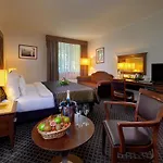 Hotel Selsky Dvur - Bohemian Village Courtyard