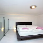 Apartment House - The Modern Flat