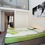 Apartment House - The Modern Flat