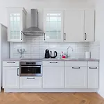 Charles Apartment