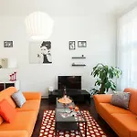 Ostrovni Apartment