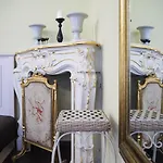 Smetanovo Nabrezi - Riverview Old Town Apartment