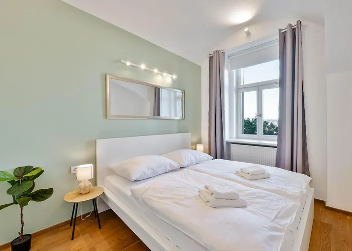 Elegant Apartments With Terrace & Bike Path