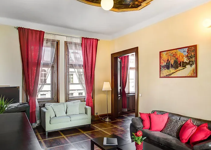 Art House Apartments By Adrez