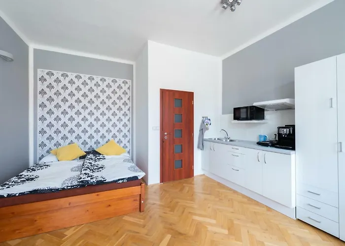 Modern Apartment Few Steps From Centre