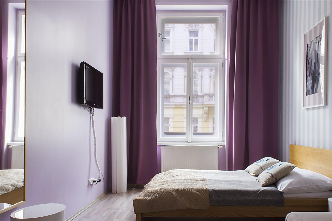 Otel Royal Court Legerova