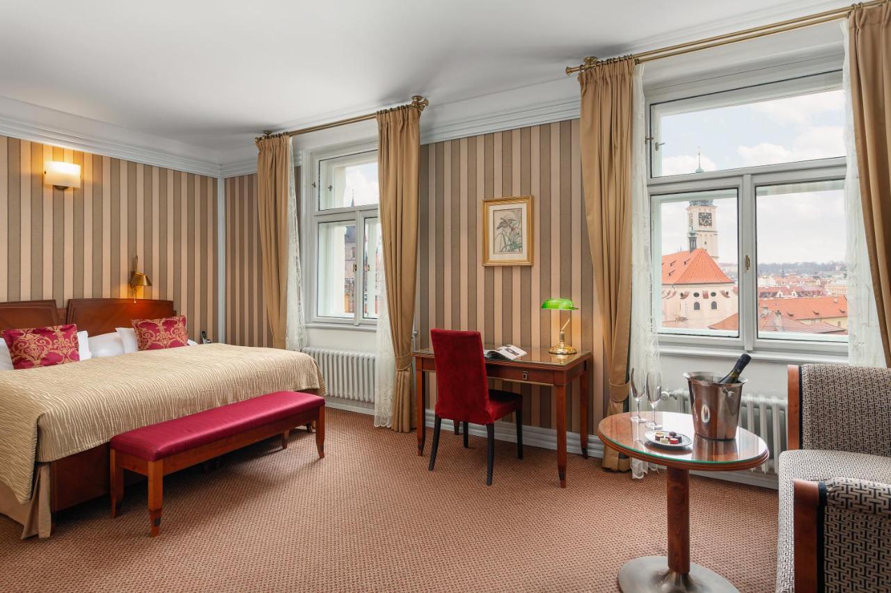 Otel Paris 5*
