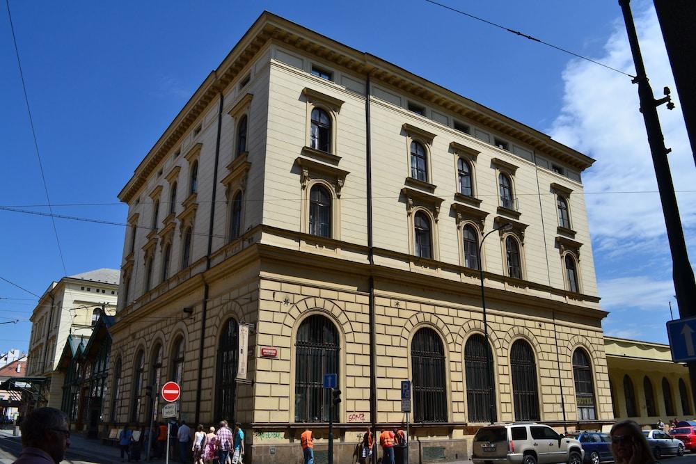 City-inn Hotel 3*
