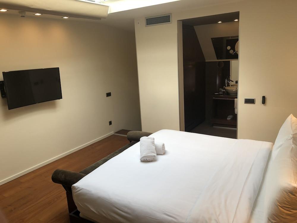 Hotel 987 Design 4*