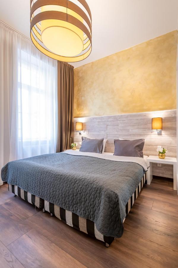 Apartment Emporio